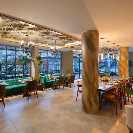 Azuu Boutique Hotel